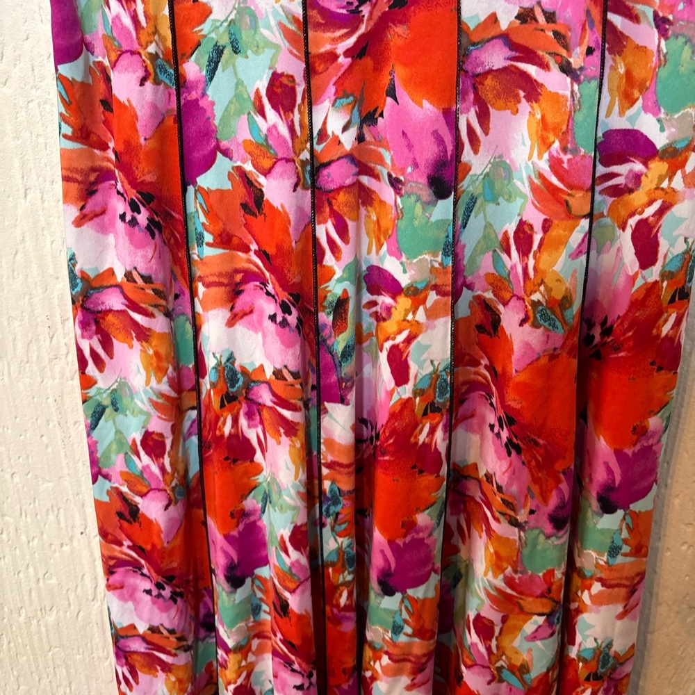 Sami & Jo Colorful Floral Maxi Dress - Picture 6 of 12